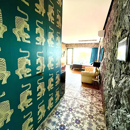 Dolce Lava - Luxury Lavastone * Valverde (Sicily)
