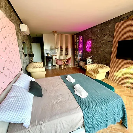Dolce Lava - Luxury Lavastone Apartment *