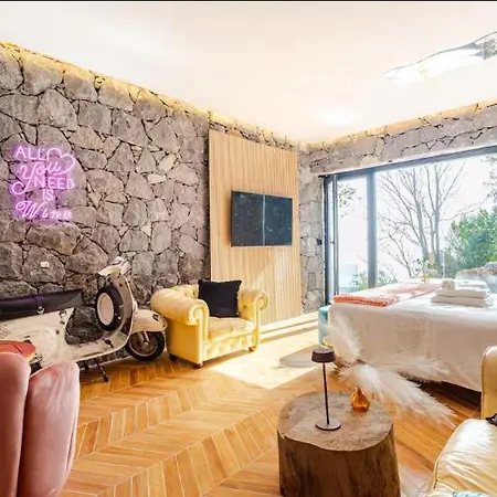 Apartment Dolce Lava - Luxury Lavastone Valverde (Sicily)